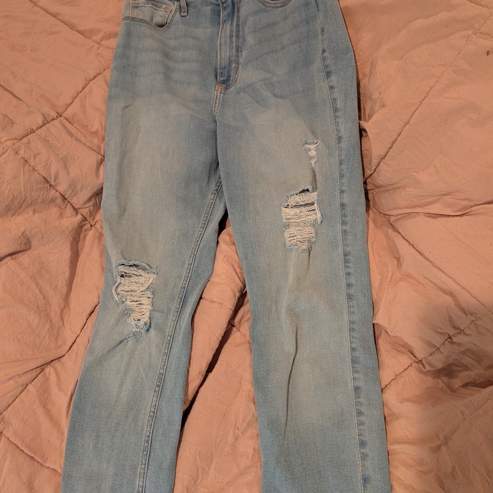 Hollister Distressed Women's Jeans